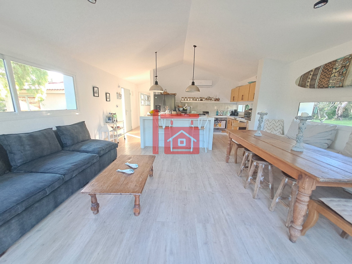 Casa ID.791 - Lindísima Casa Reciclada - Zona Golf