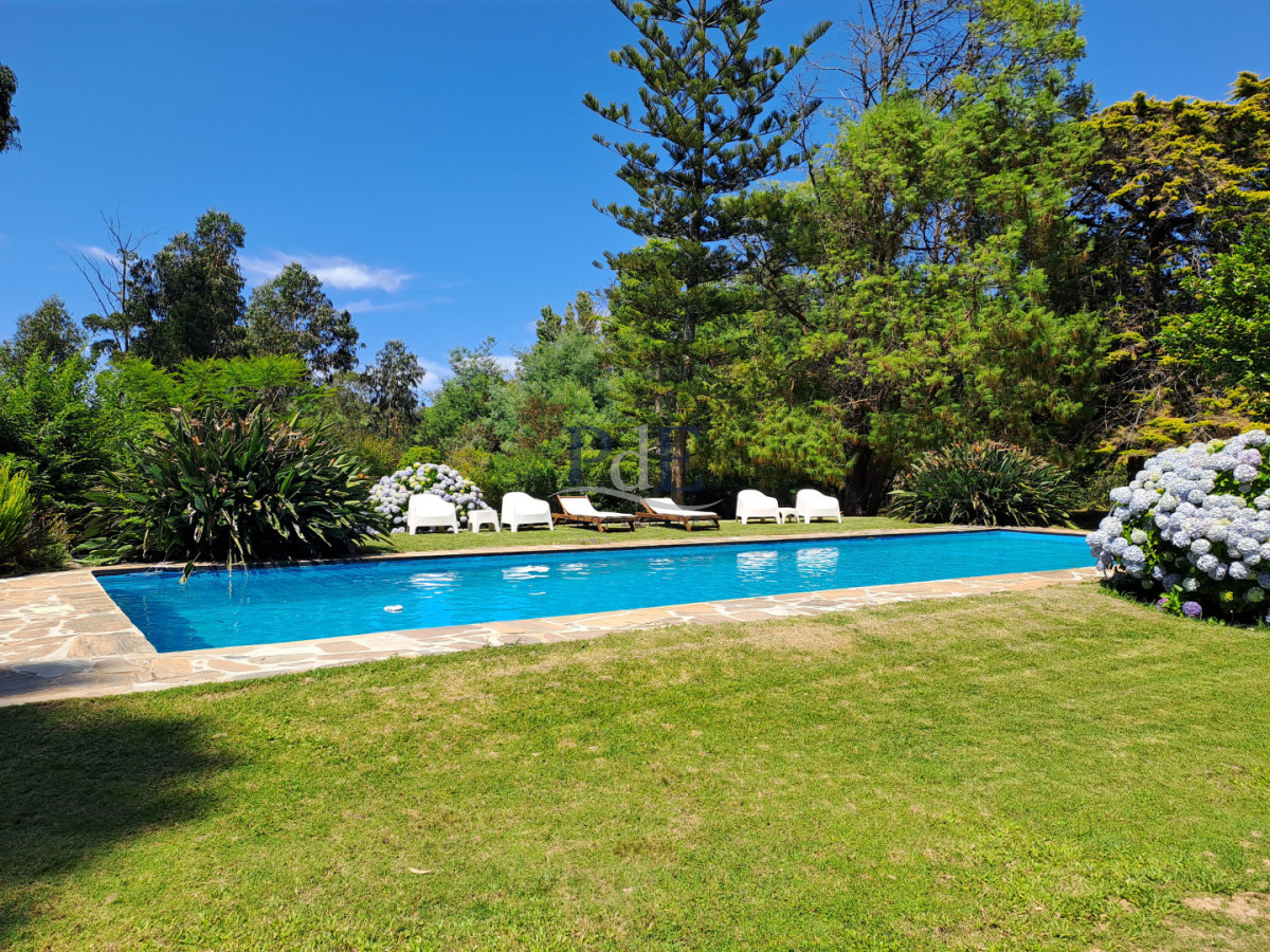 Lindísima Casa Reciclada - Zona Golf