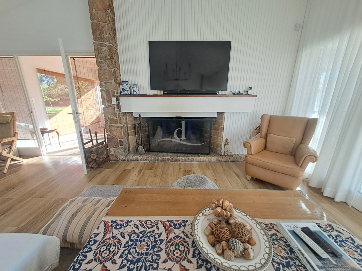 Lindísima Casa Reciclada - Zona Golf - Imagen 10