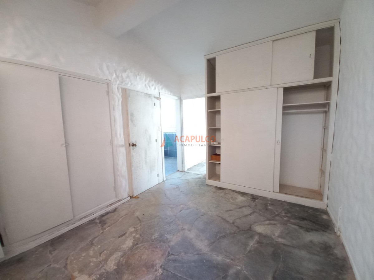 Casa ID.6483 - Casa en venta Calle Russeau Punta del Este