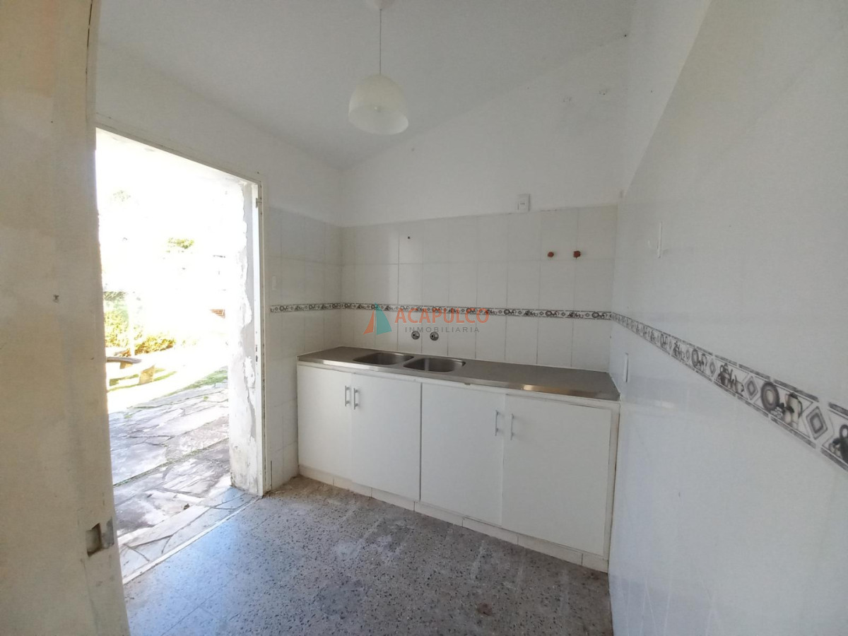 Casa ID.6483 - Casa en venta Calle Russeau Punta del Este