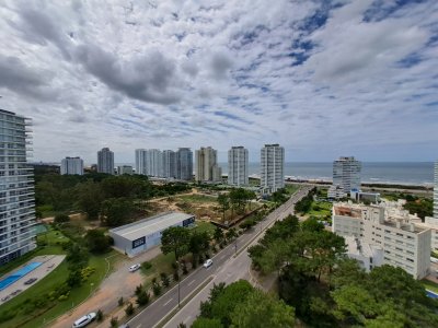 Apartamento en Punta del Este, Brava