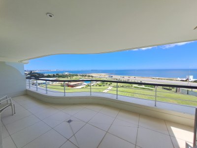 Penthouse 3 dormitorios 3 baños piscina terraza