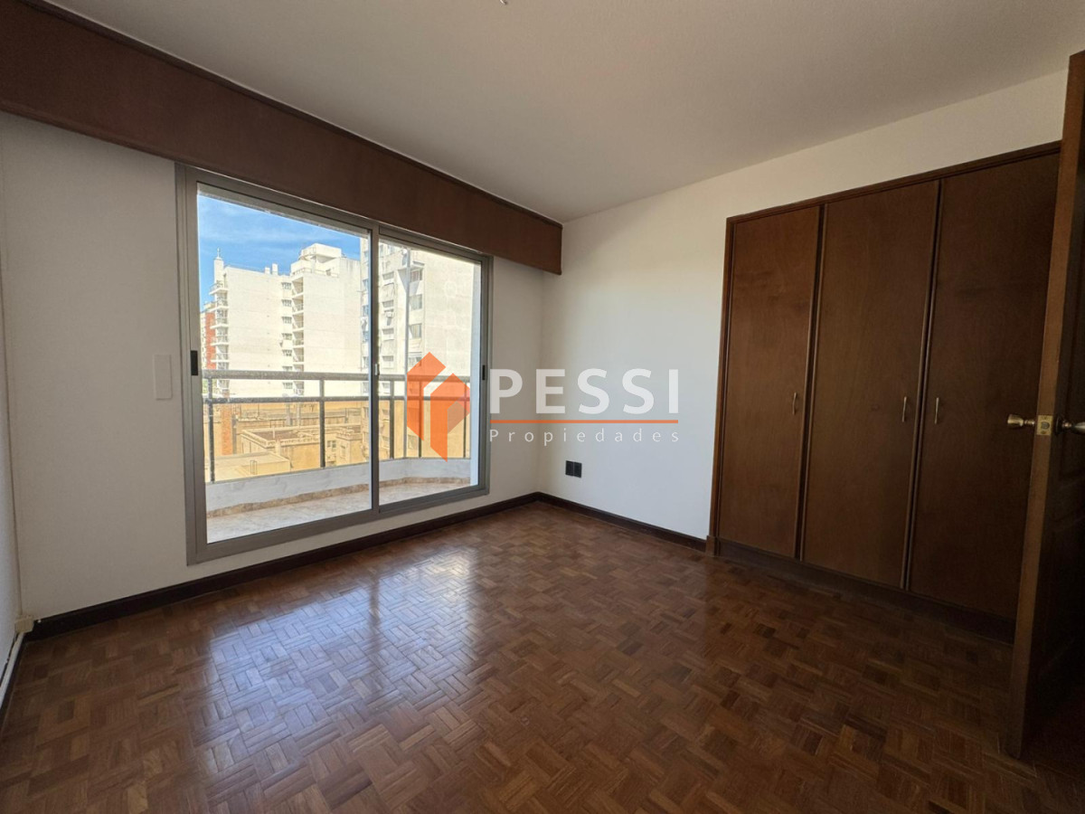 Apartamento ID.2198 - Alquiler apartamento 2 dormitorios y garage en Pocitos
