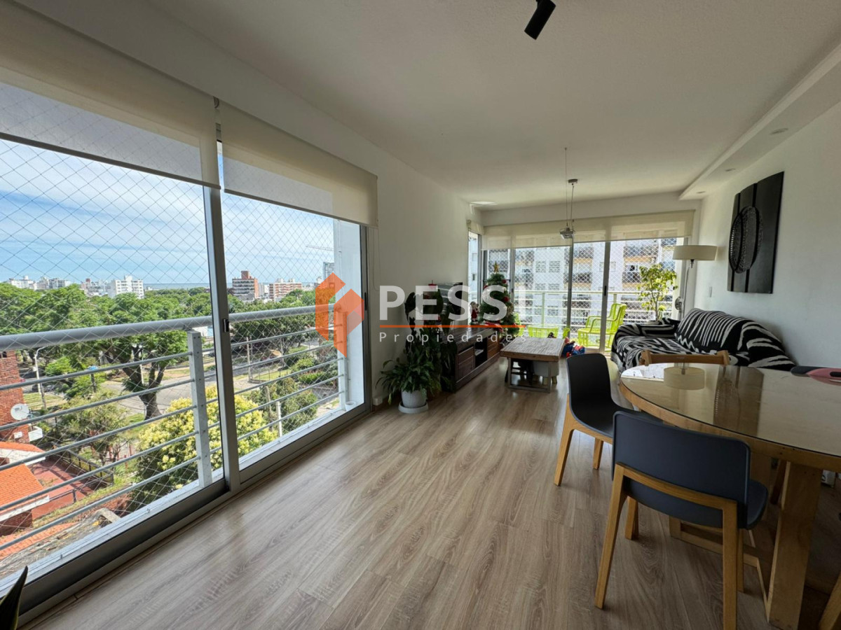 Apartamento ID.2513/Venta-aparamento-2-dormitorios-y-garage-en-Malvin - Venta aparamento 2 dormitorios y garage en Malvin