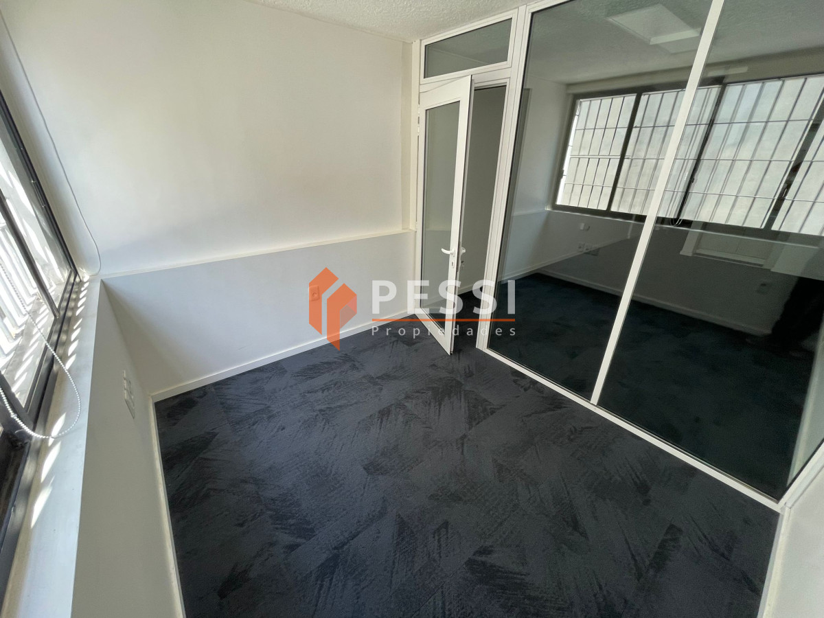 Apartamento ID.2251 - Alquiler apartamento en Rambla Portuaria, Ciudad Vieja