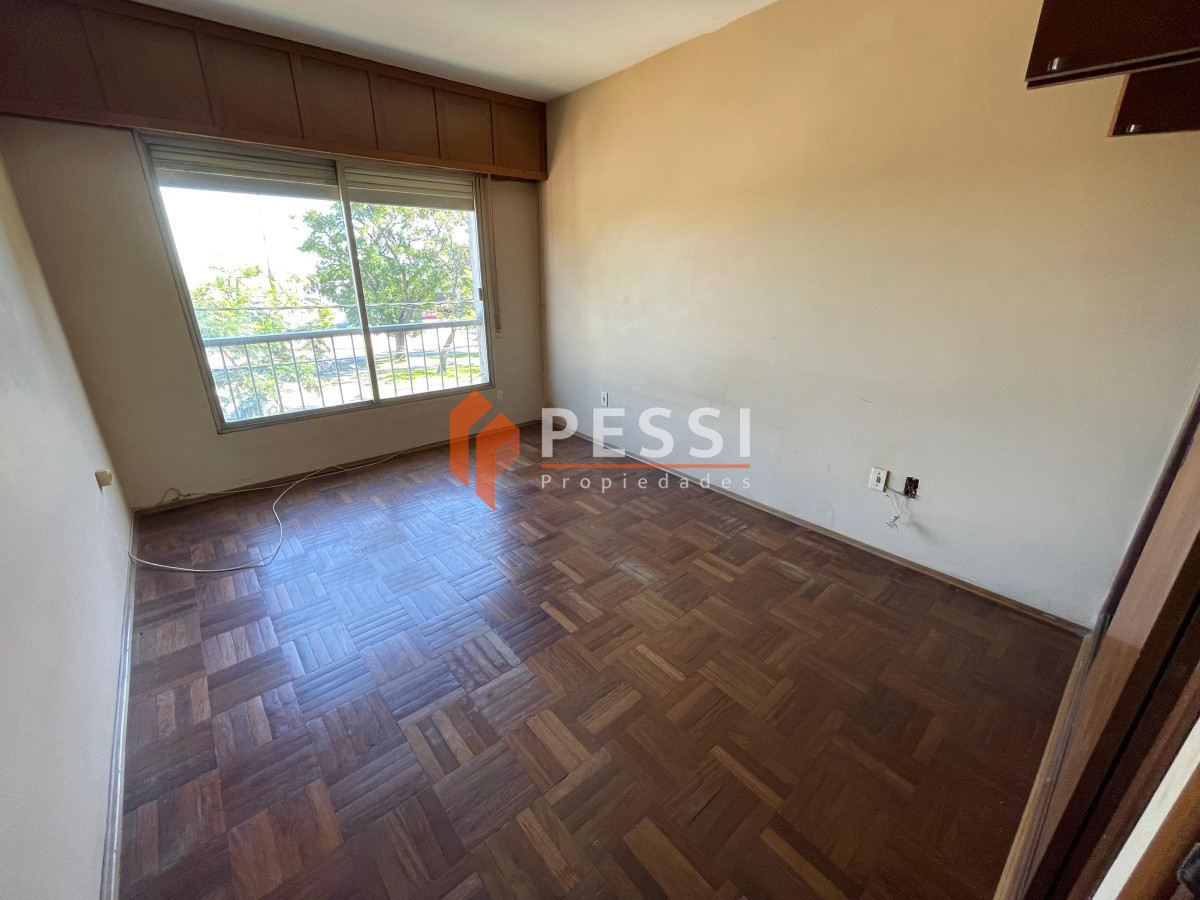 Apartamento ID.2155/Venta-apartamento-1-dormitorio-a-estrenar- - Venta casa de 3 dormitorios, terraza, barbacoa y garage 