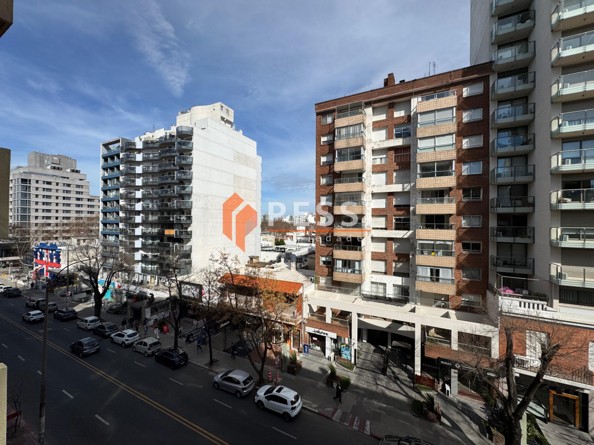 Apartamento ID.2469/Alquiler-apartamento-1-dormitorio-amoblado-en-Punta-Carretas. - Alquiler apartamento 1 dormitorio amoblado en Punta Carretas.