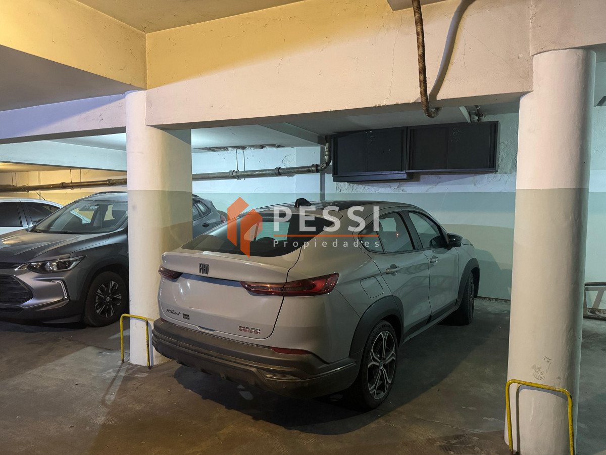 Apartamento ID.2464/Venta-apartamento-2-dormitorios-y-garage-en-Centro - Venta apartamento 2 dormitorios y garage en Centro