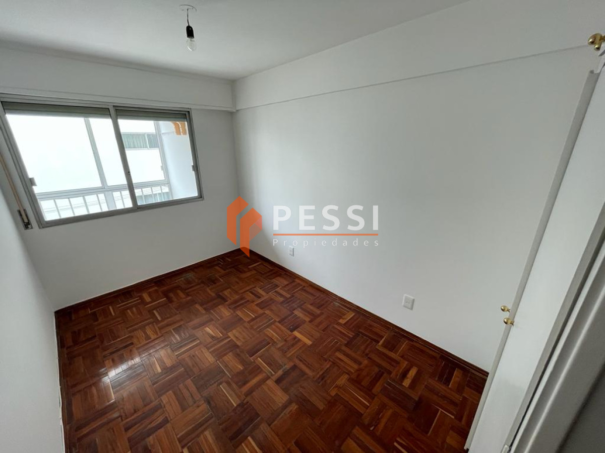 Apartamento ID.2321 - Alquiler apartamento 2 dormitorios y garage en Pocitos 