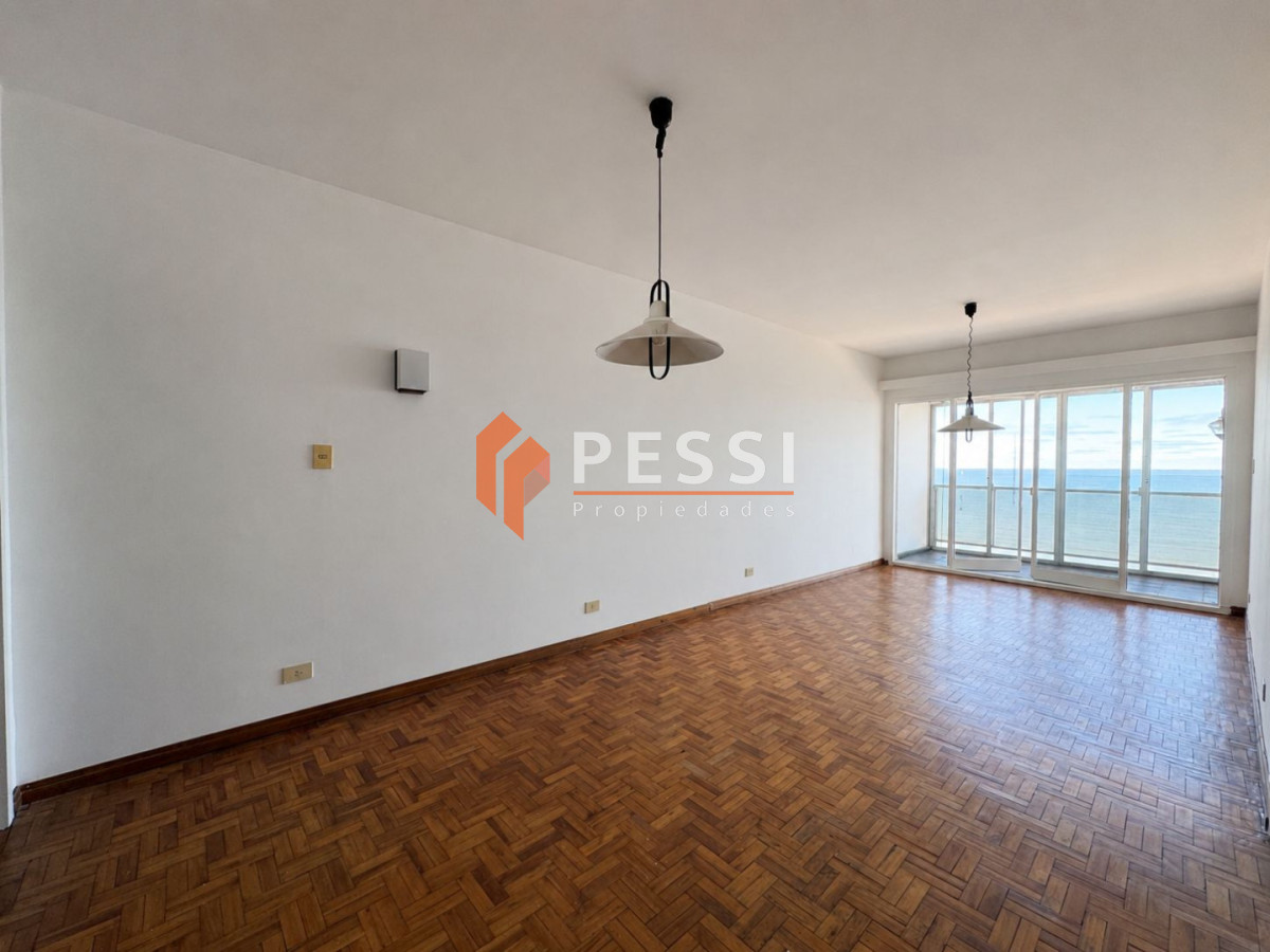 Apartamento ID.1392 - Alquiler apartamento 2 dormitorios con vista al mar en Pocitos 
