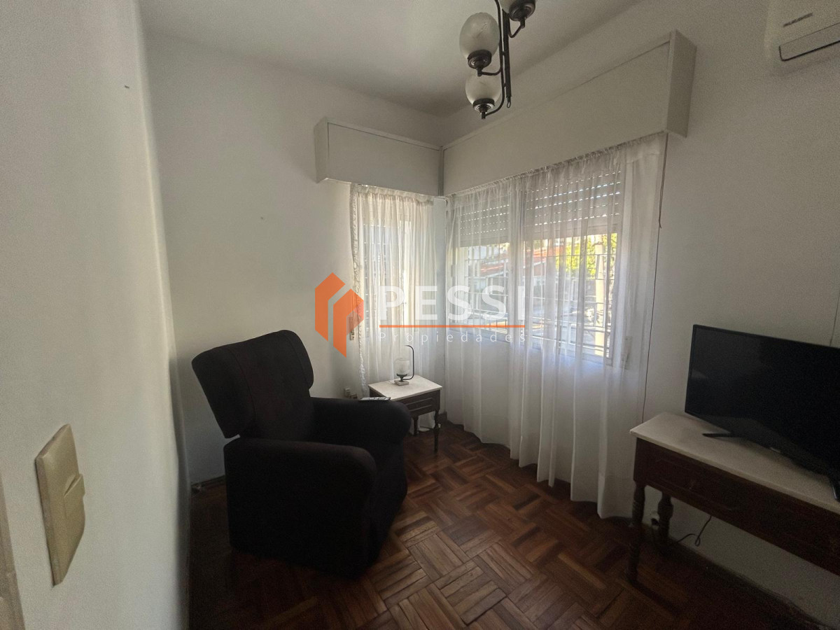 Apartamento ID.2435/Venta-casa-PH-de-altos-en-Pocitos - Venta casa PH de altos en Pocitos