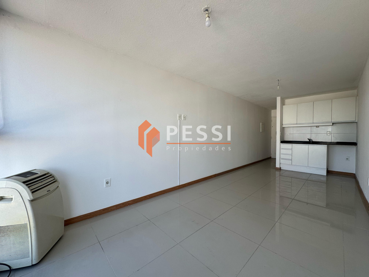 Apartamento ID.2452/Alquiler-Monoambiente-en-Tres-Cruces - Alquiler Monoambiente en Tres Cruces