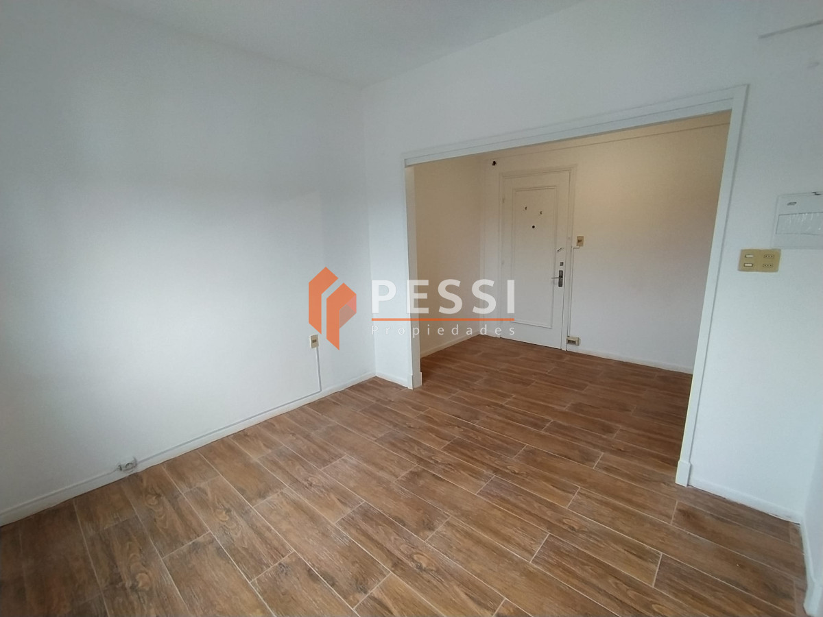 Apartamento ID.2105 - Alquiler monoambiente con gran terraza y cocina definida en Aguada