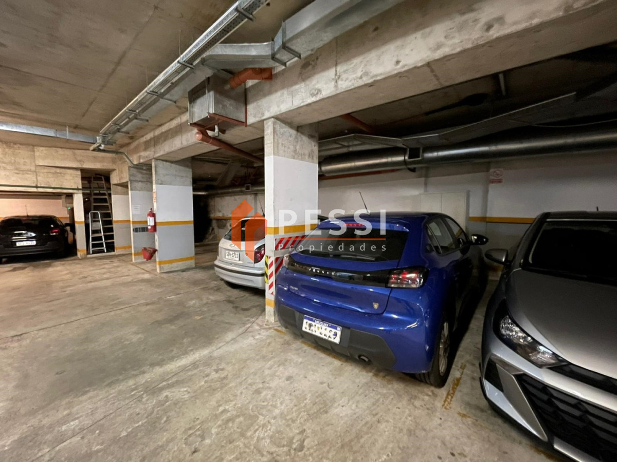 Apartamento ID.1432 - Venta monoambiente con terraza y garage en Pocitos