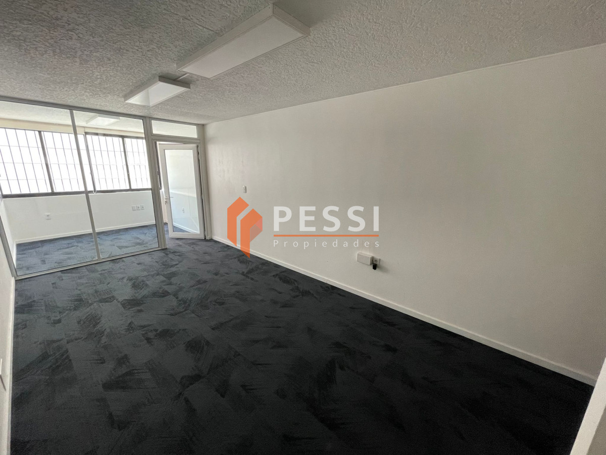 Apartamento ID.2251 - Alquiler apartamento en Rambla Portuaria, Ciudad Vieja