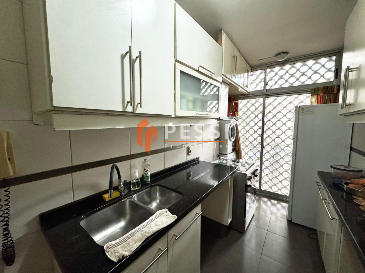 Apartamento ID.2464/Venta-apartamento-2-dormitorios-y-garage-en-Centro - Venta apartamento 2 dormitorios y garage en Centro