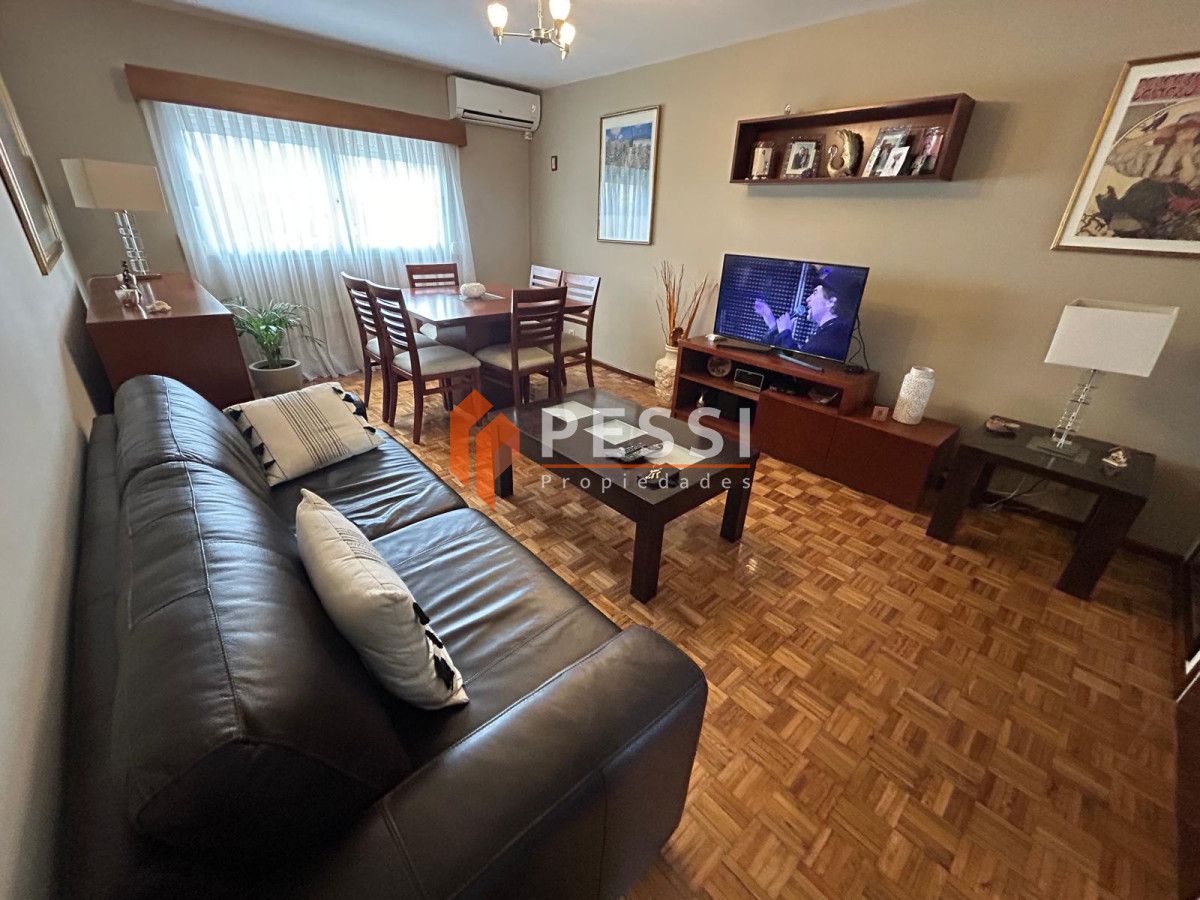 Apartamento ID.2379/Venta-apartamento-2-dormitorios-y-garage-en-pocitos - Venta apartamento 2 dormitorios y garage en pocitos