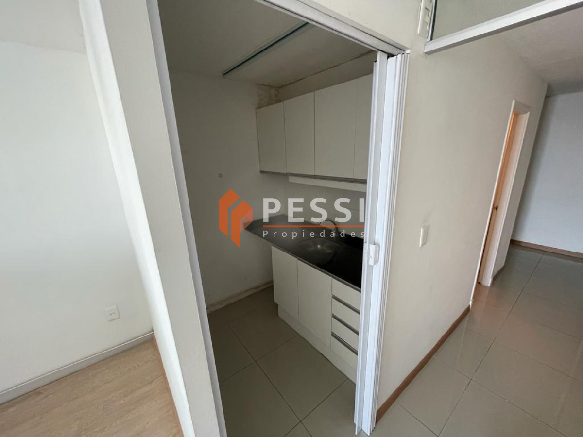 Apartamento ID.1163/Alquiler-monoambiente-en-Tres-Cruces - Alquiler monoambiente en Tres Cruces