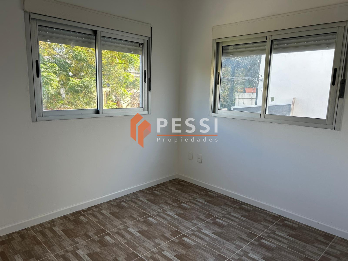 Apartamento ID.2481 - Alquiler apartamento duplex 2 dormitorios en La Comercial