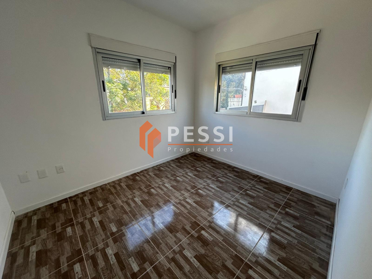 Apartamento ID.2481 - Alquiler apartamento duplex 2 dormitorios en La Comercial