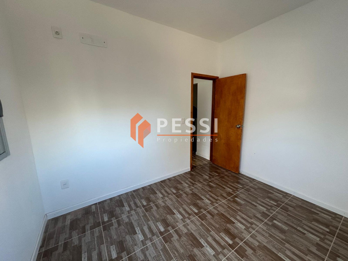Apartamento ID.2481 - Alquiler apartamento duplex 2 dormitorios en La Comercial