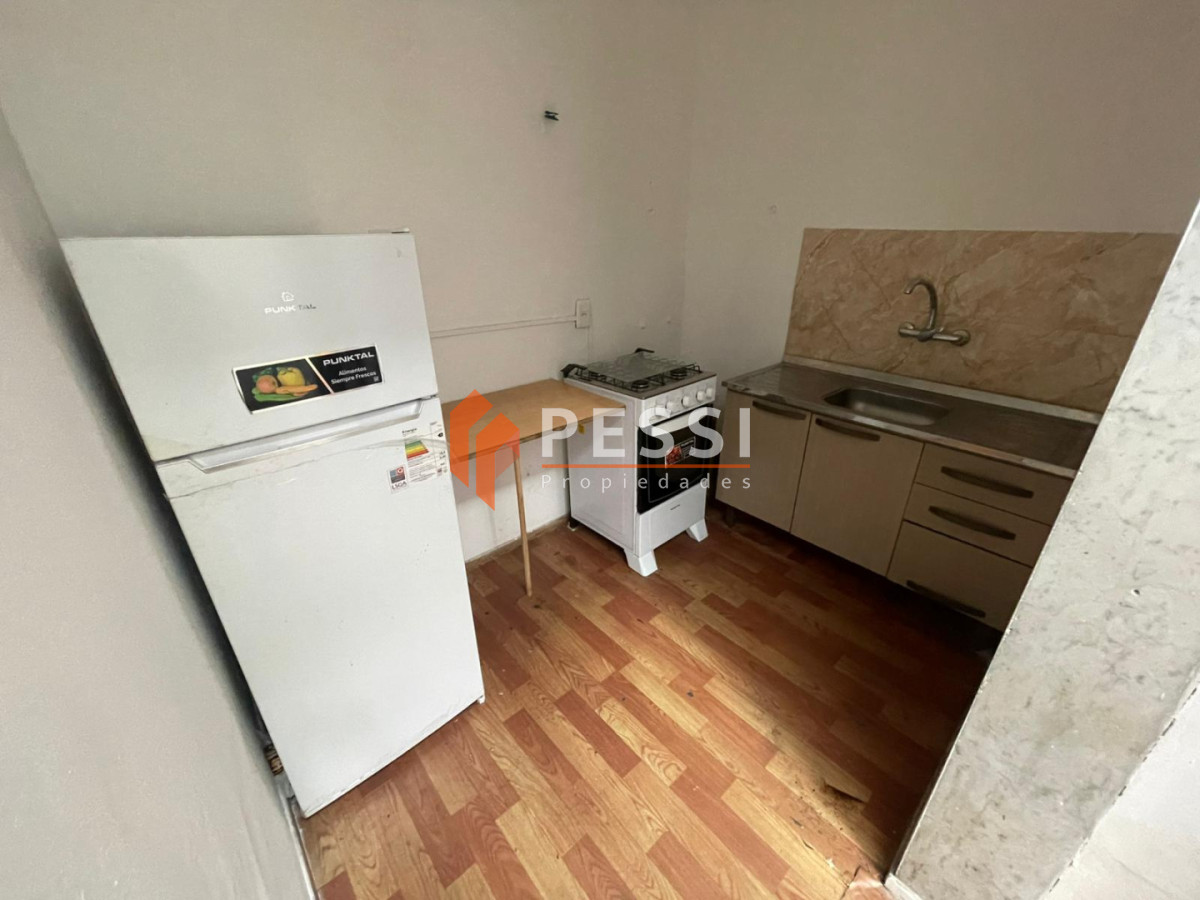 Apartamento ID.2502 - Alquiler casa de altos y Local comercial en Centro