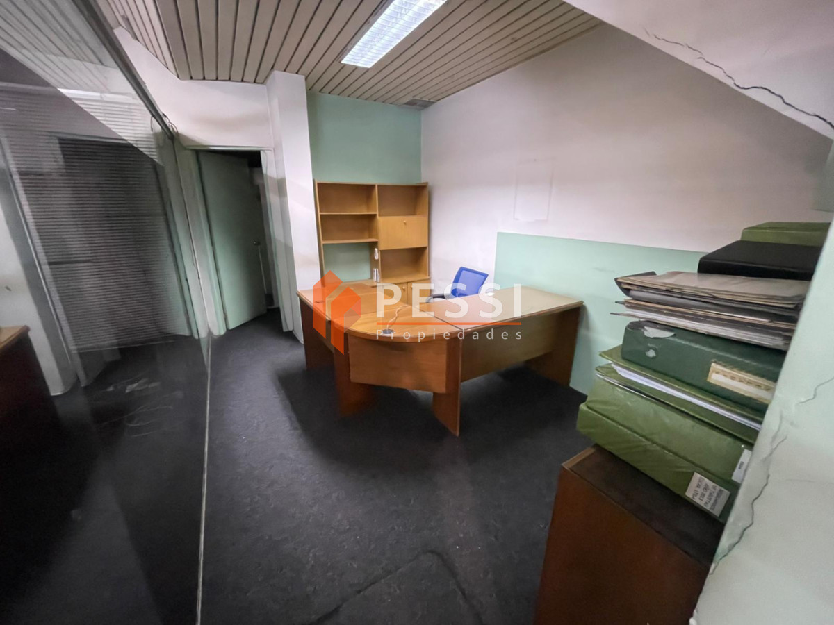 Apartamento ID.2502 - Alquiler casa de altos y Local comercial en Centro