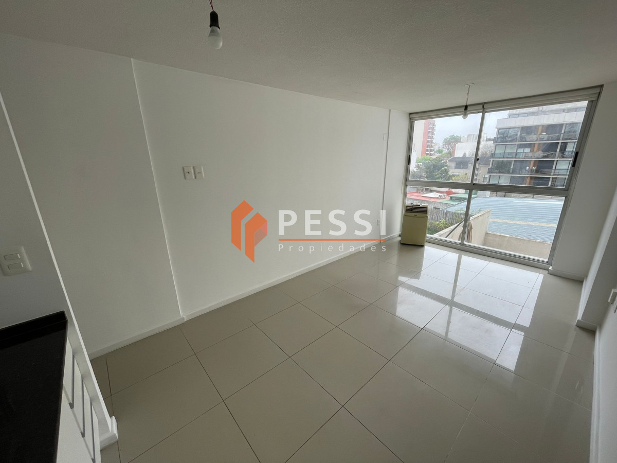 Apartamento ID.2523 - Alquiler Monoambiente en Pocitos