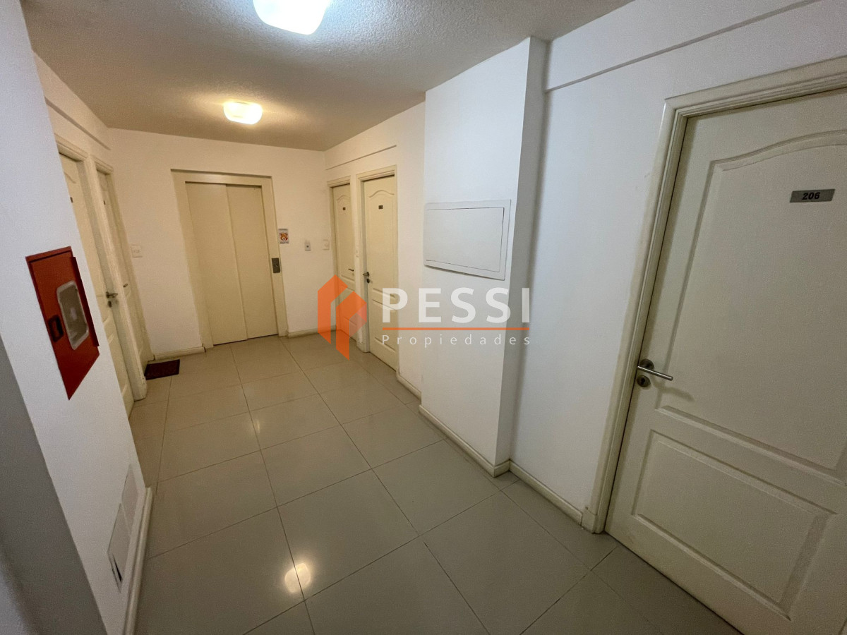 Apartamento ID.2523 - Alquiler Monoambiente en Pocitos