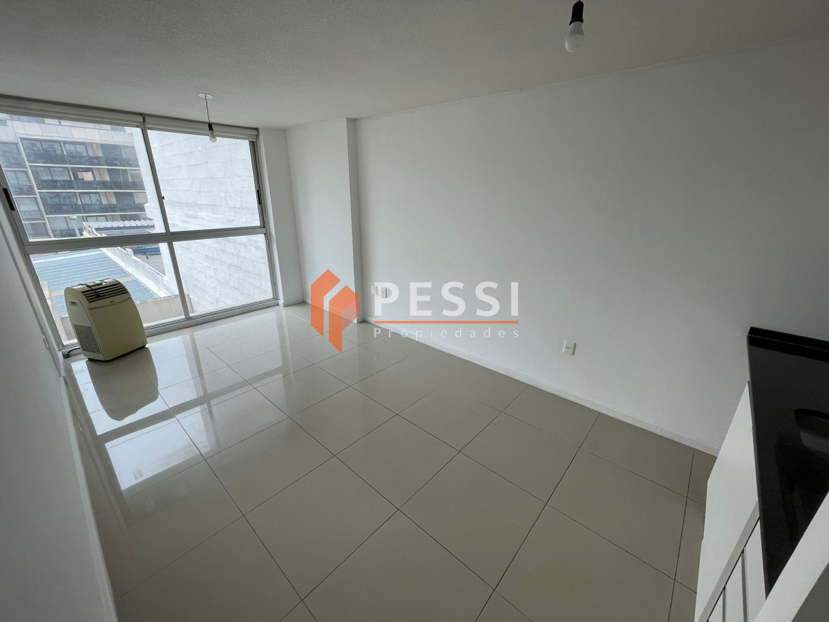 Apartamento ID.2523 - Alquiler Monoambiente en Pocitos
