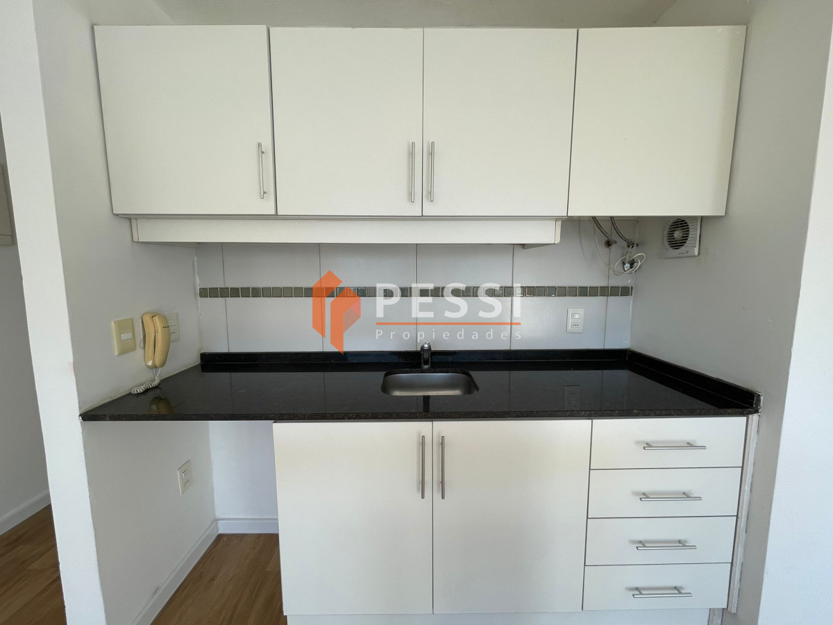 Apartamento ID.2553/Alquiler-monoambiente-en-Pocitos- - Alquiler monoambiente en Pocitos 