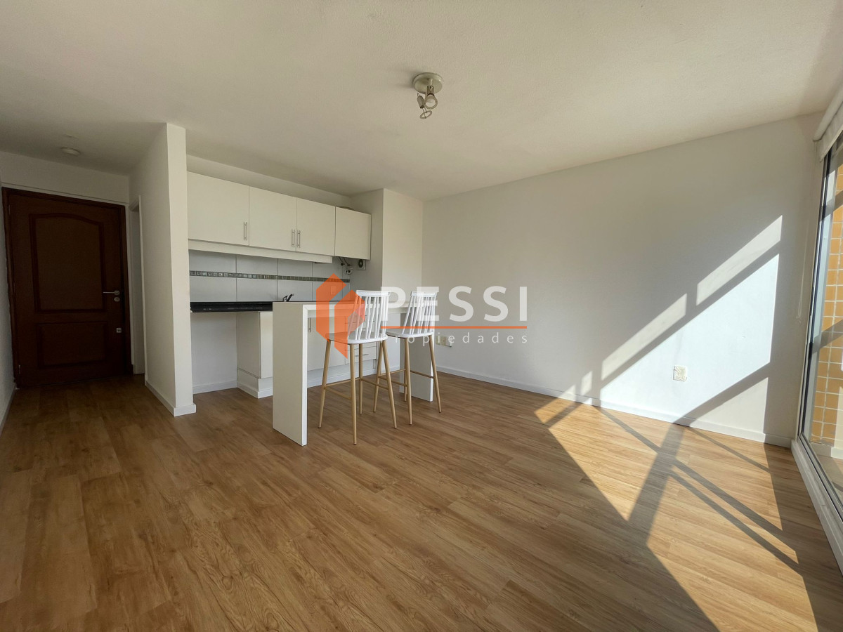 Apartamento ID.2553/Alquiler-monoambiente-en-Pocitos- - Alquiler monoambiente en Pocitos 