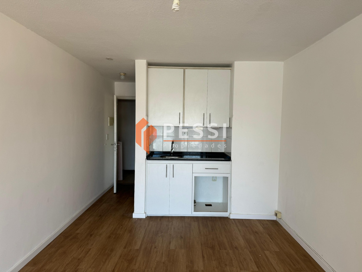 Apartamento ID.1136 - Venta monoambiente rentado en Centro