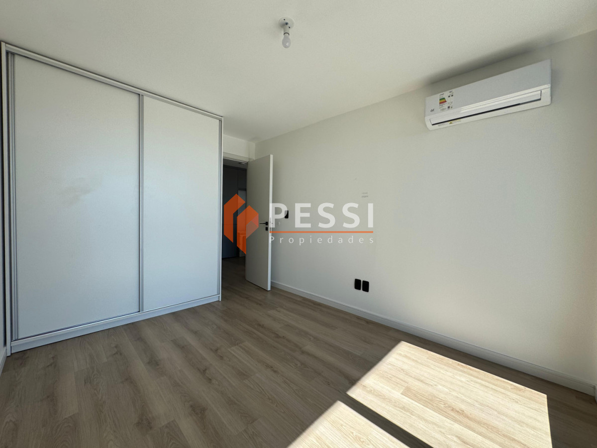 Apartamento ID.2549/Alquiler-apartamento-1-dormitorio-con-terraza-a-estrenar-en-La-Blanqueada.- - Alquiler apartamento 1 dormitorio con terraza a estrenar en La Blanqueada. 