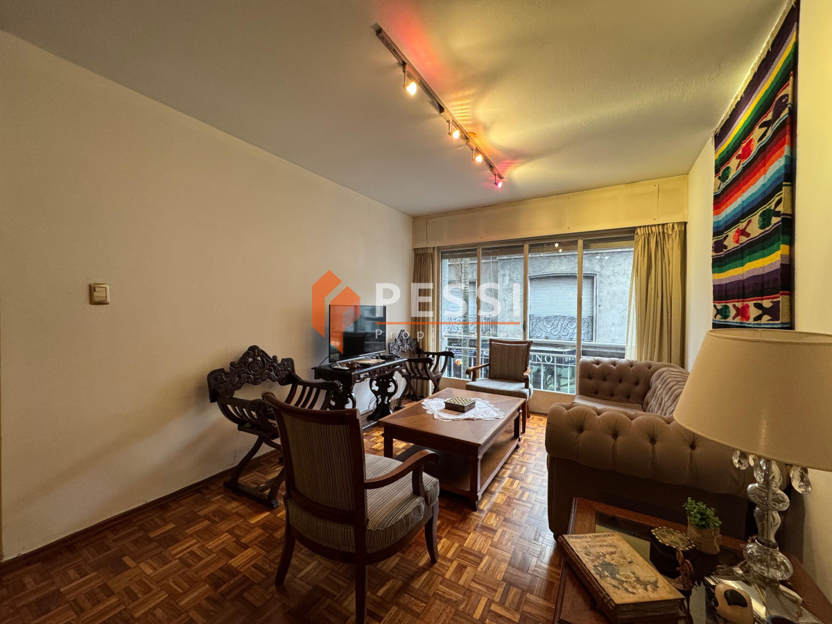 Apartamento ID.2464/Venta-apartamento-2-dormitorios-y-garage-en-Centro - Venta apartamento 2 dormitorios y garage en Centro
