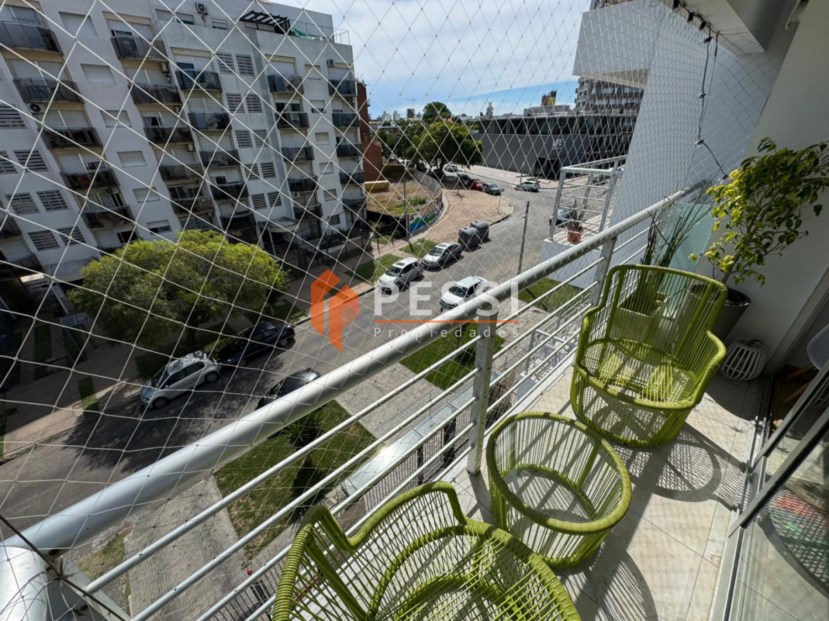 Apartamento ID.2513/Venta-aparamento-2-dormitorios-y-garage-en-Malvin - Venta aparamento 2 dormitorios y garage en Malvin