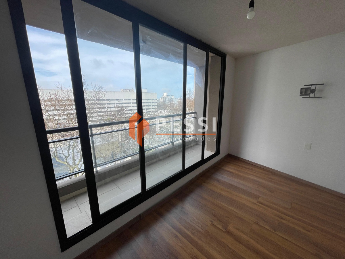 Apartamento ID.2095 - Alquiler monoambiente con terraza en Cordón
