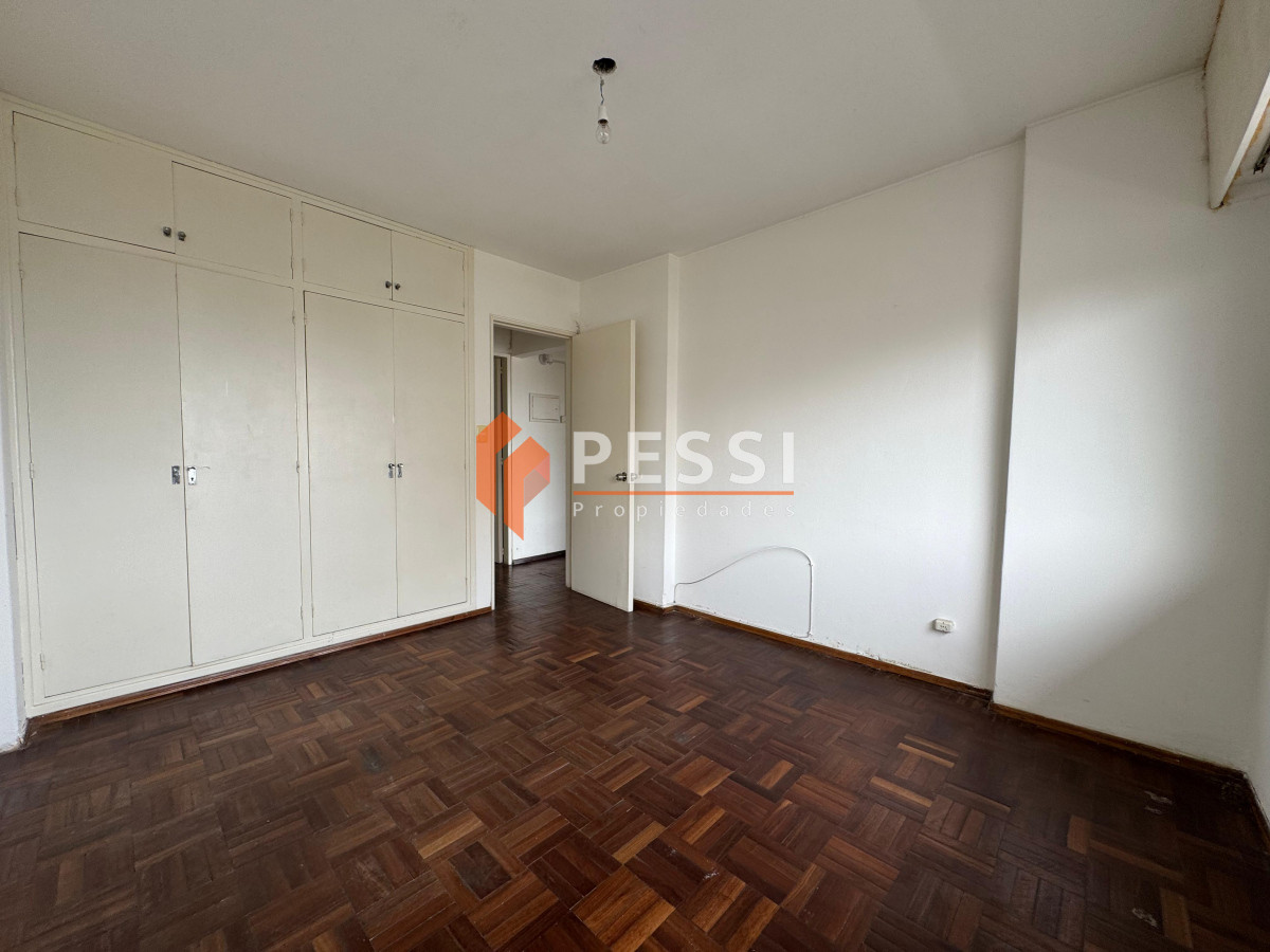 Apartamento ID.1438 - Venta apartamento 2 dormitorios con vista a la rambla y garage en Malvin 