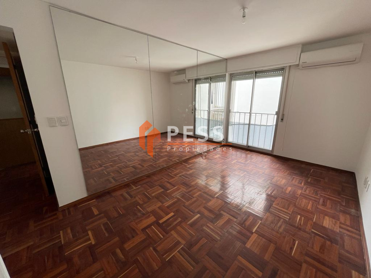 Apartamento ID.2321 - Alquiler apartamento 2 dormitorios y garage en Pocitos 