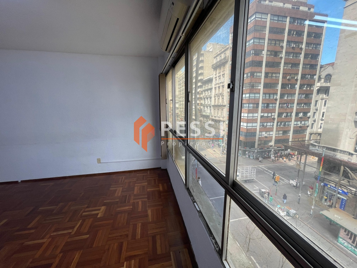 Apartamento ID.2400/Alquiler-Oficina-en-Centro- - Alquiler Oficina en Centro 