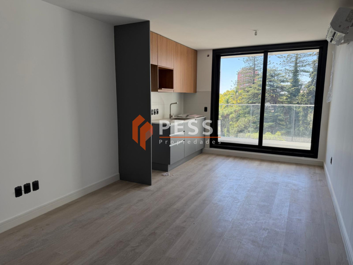 Apartamento ID.2541/Alquiler-Monoambiente-con-terraza-a-estrenar-en-La-Blanqueada.- - Alquiler Monoambiente con terraza a estrenar en La Blanqueada. 