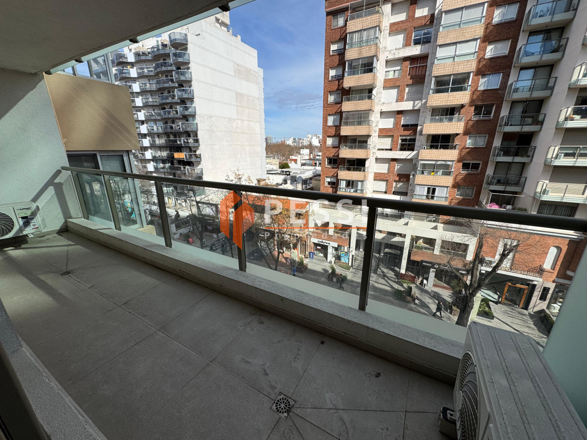 Apartamento ID.2469/Alquiler-apartamento-1-dormitorio-amoblado-en-Punta-Carretas. - Alquiler apartamento 1 dormitorio amoblado en Punta Carretas.
