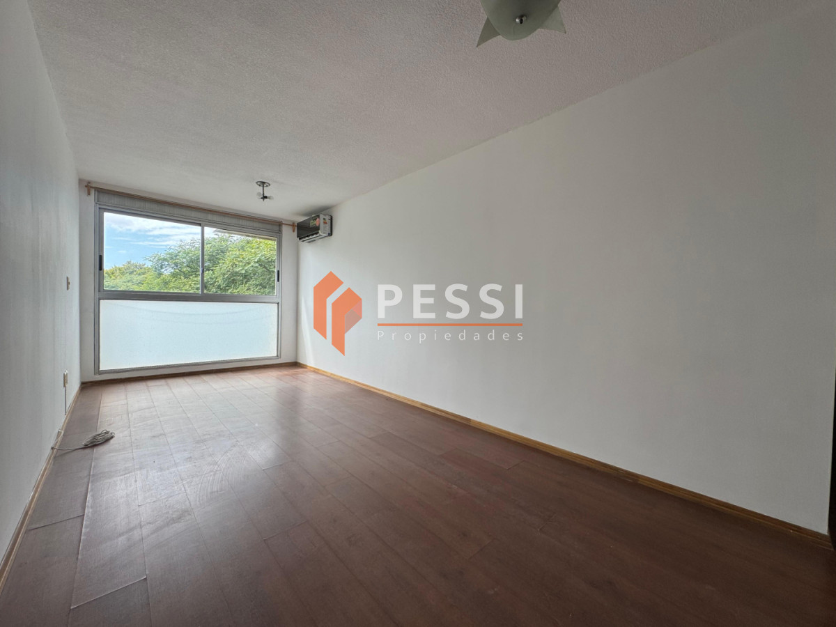 Apartamento ID.1435 - Apartamento en alquiler Parque Rodó 2 dormitorios