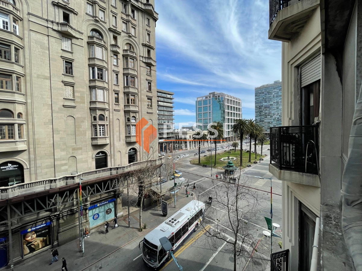 Apartamento ID.2400/Alquiler-Oficina-en-Centro- - Alquiler Oficina en Centro 