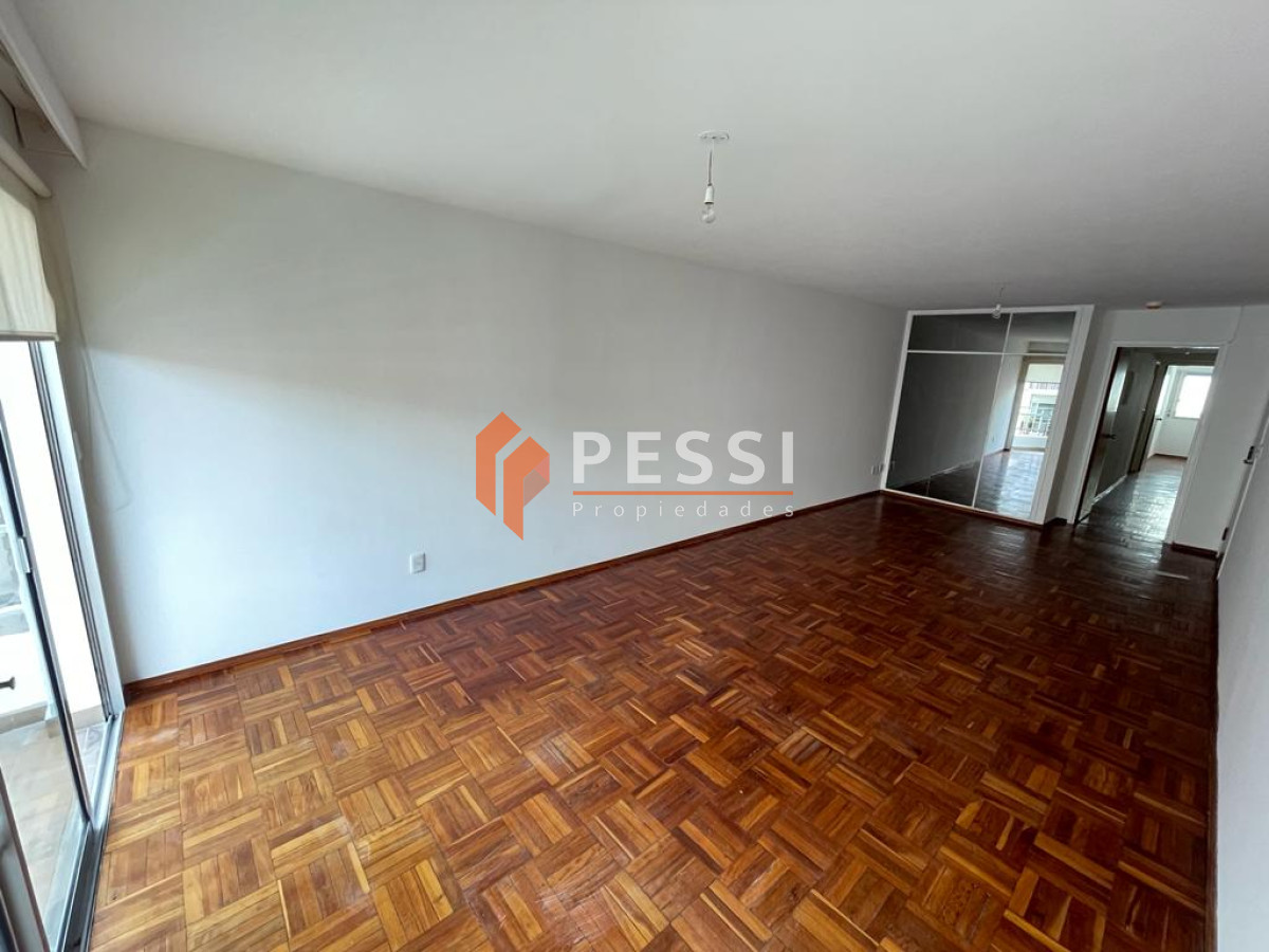 Apartamento ID.2321 - Alquiler apartamento 2 dormitorios y garage en Pocitos 
