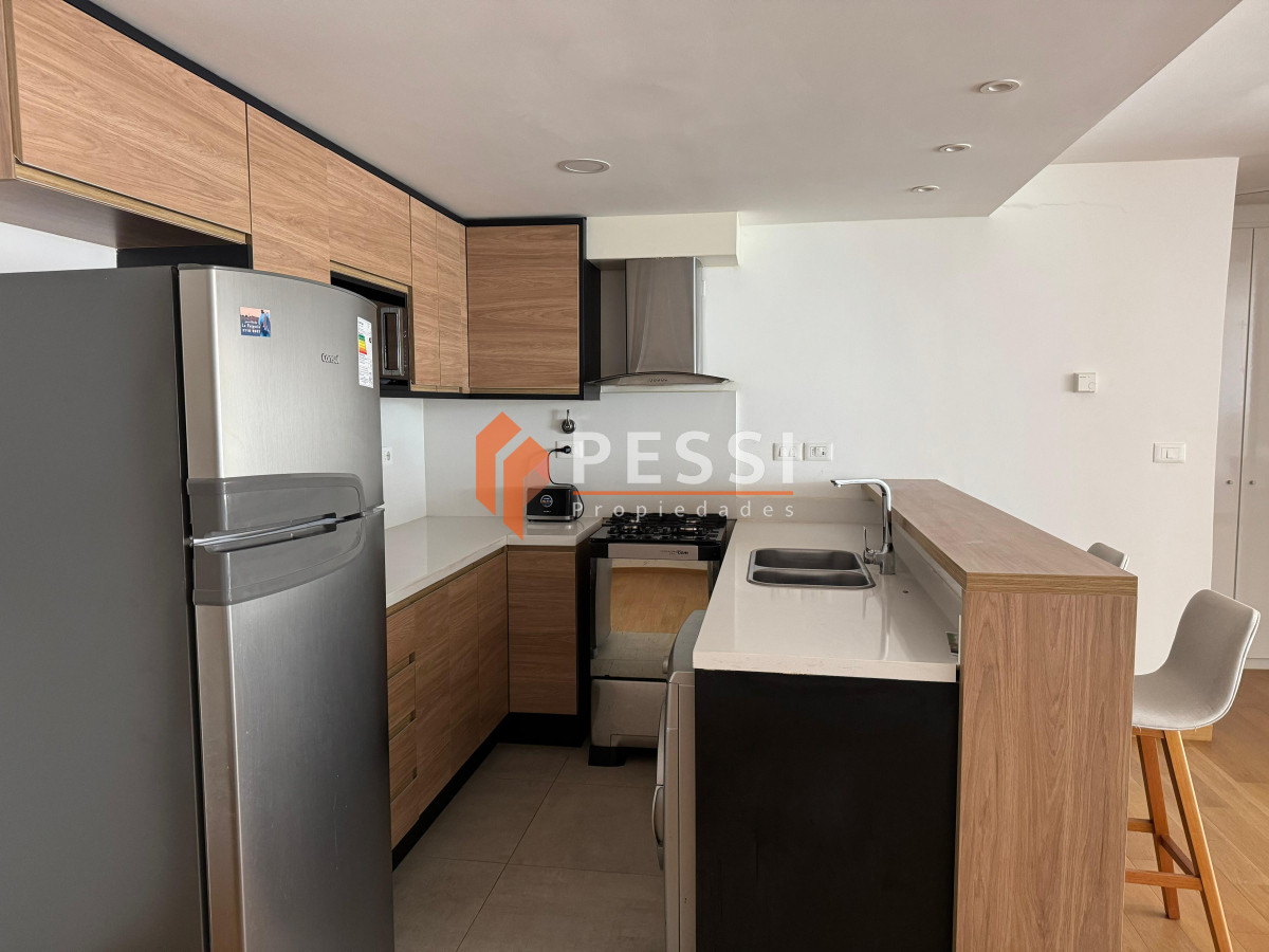 Apartamento ID.2469/Alquiler-apartamento-1-dormitorio-amoblado-en-Punta-Carretas. - Alquiler apartamento 1 dormitorio amoblado en Punta Carretas.