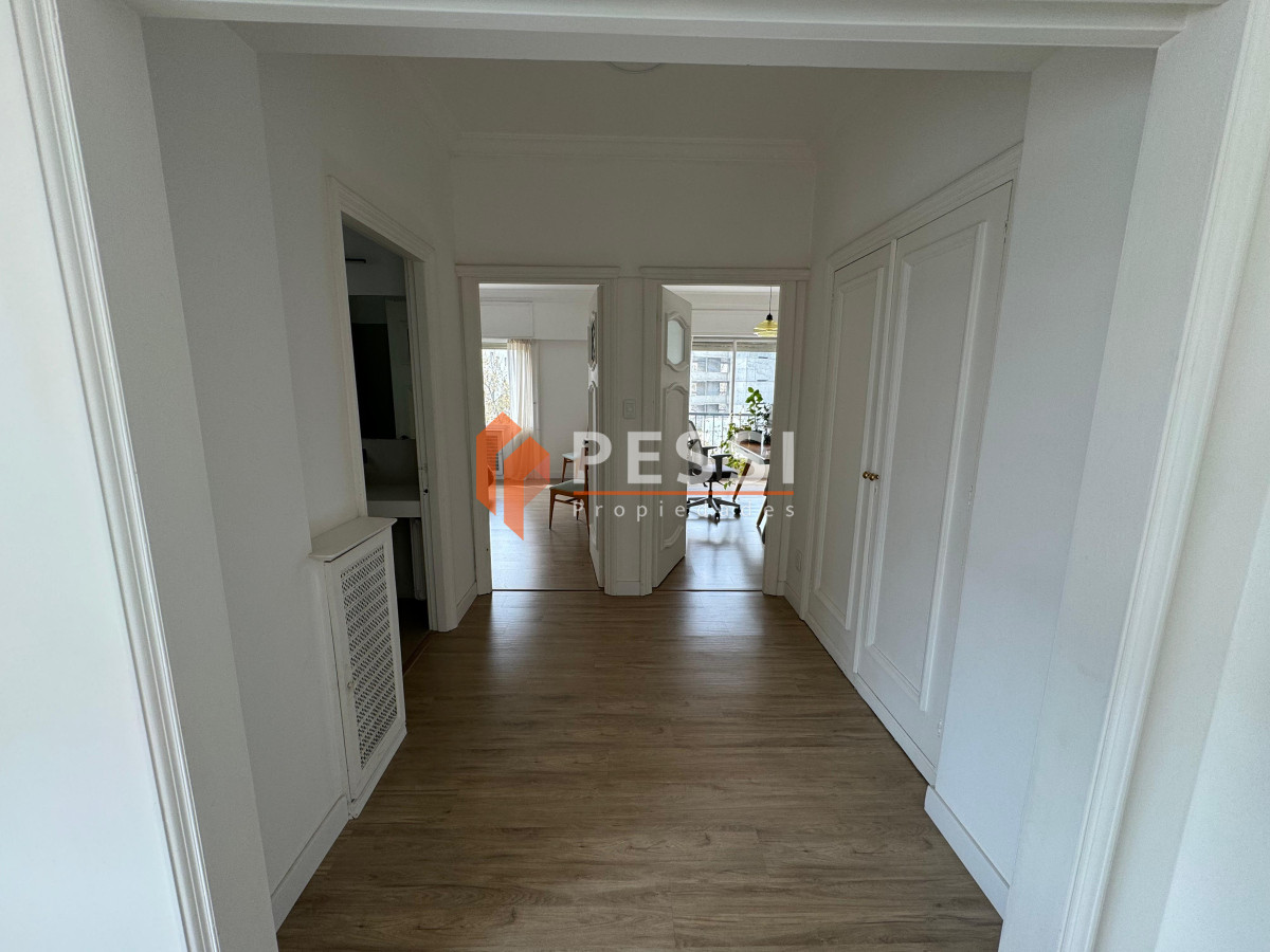 Apartamento ID.1468/Venta-apartamento-4-dormitorios-y-escritorio-en-Cordón - Venta apartamento 4 dormitorios y escritorio en Cordón