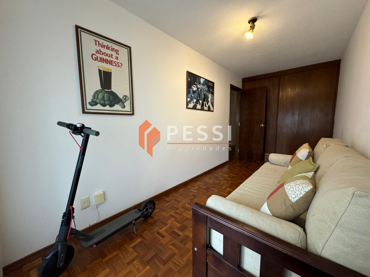 Apartamento ID.2403 - Alquiler apartamento 2 dormitorios con garage en Pocitos 