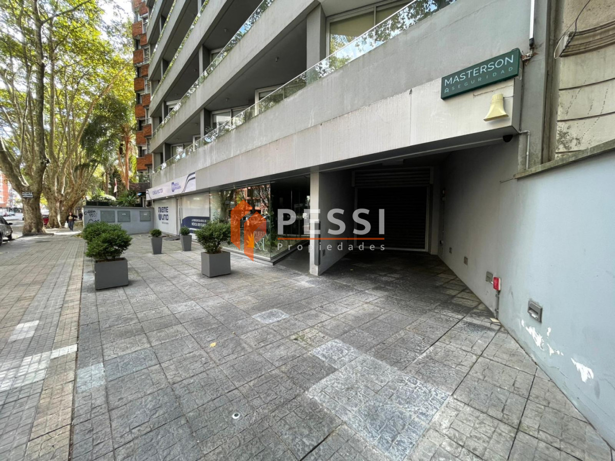 Apartamento ID.1432 - Venta monoambiente con terraza y garage en Pocitos